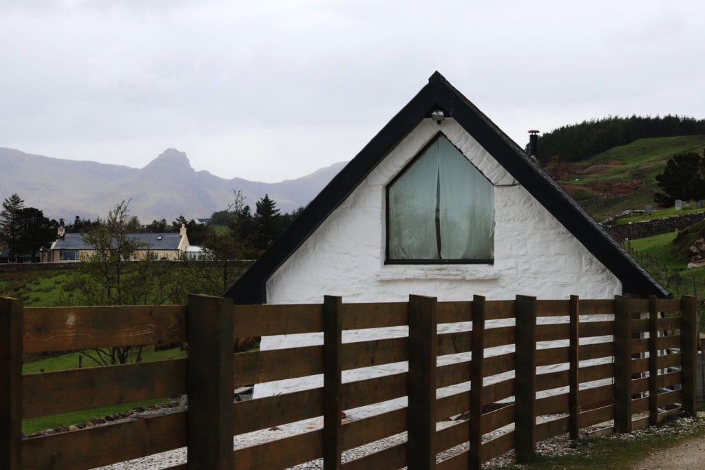 Petite maison blanche à Culnacnoc sur l'île de Skye