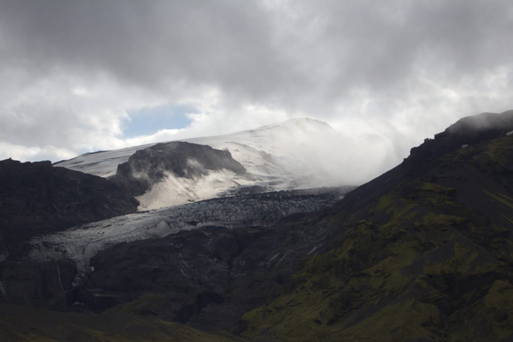 Glacier Eyjafjallajökull depuis la vallée de Þórsmörk