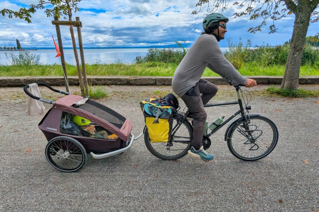 Voyage à vélo avec bébé : nos conseils et retours d’expérience